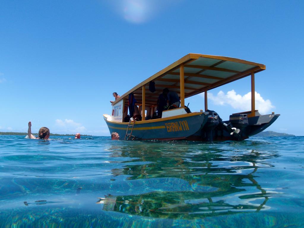 Bunaken Divers Sea Breeze Resort Buitenkant foto