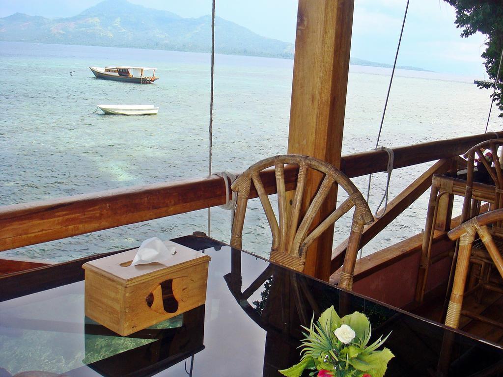 Bunaken Divers Sea Breeze Resort Buitenkant foto
