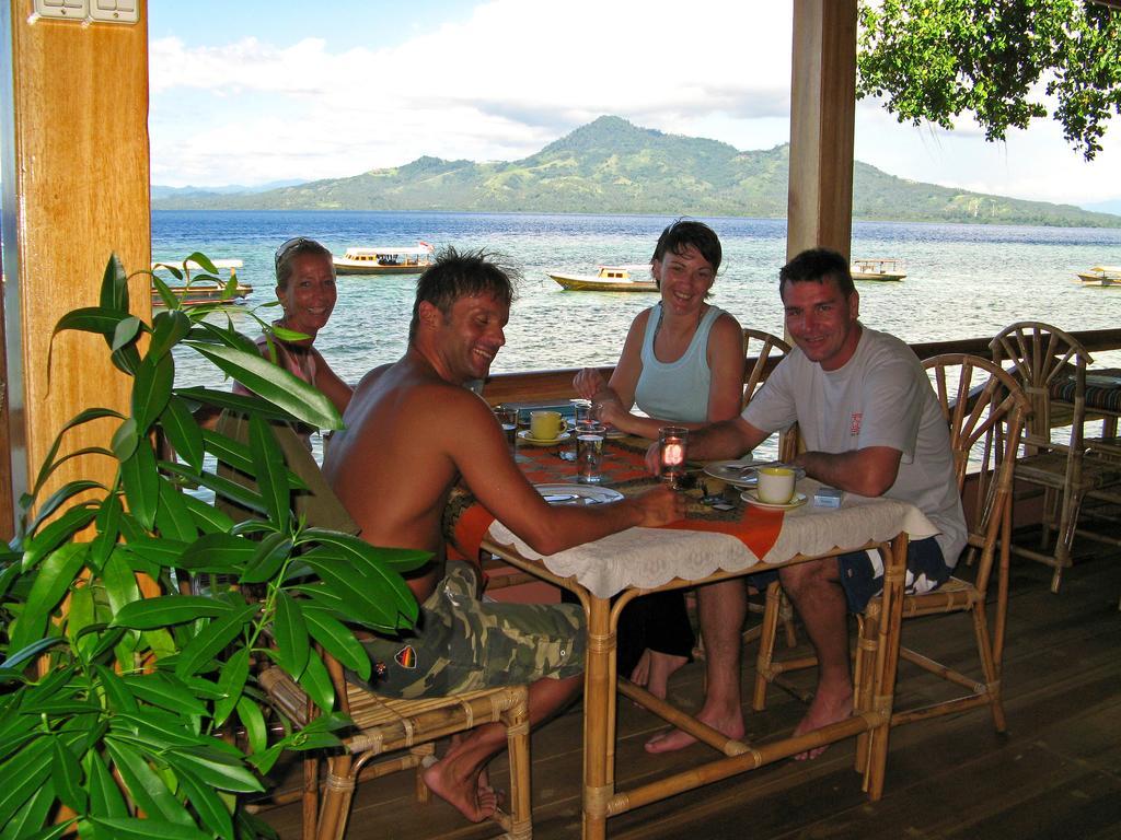 Bunaken Divers Sea Breeze Resort Buitenkant foto