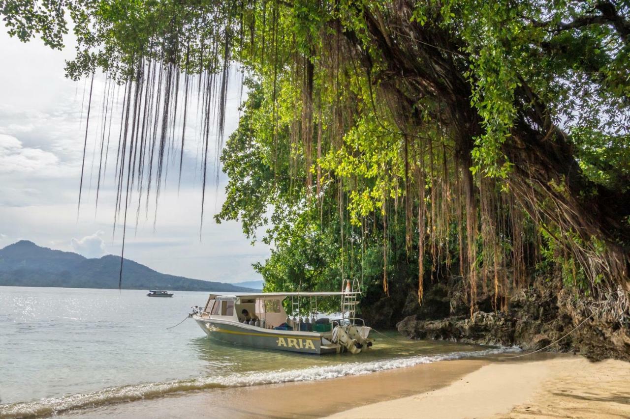 Bunaken Divers Sea Breeze Resort Buitenkant foto