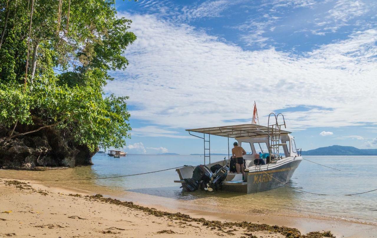 Bunaken Divers Sea Breeze Resort Buitenkant foto